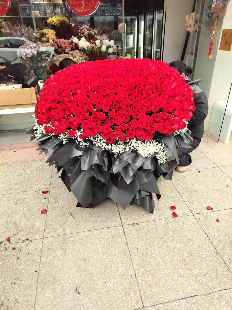 同城鲜花速递：诠释爱与距离